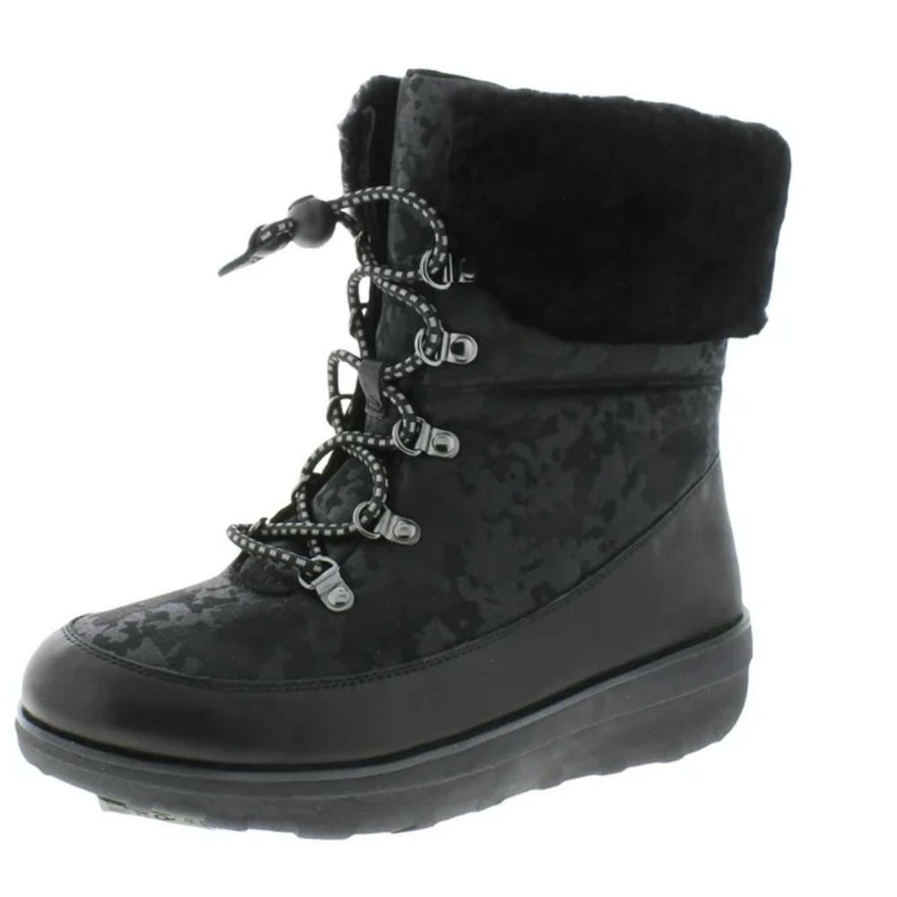 Fitflop Women’s Holly Faux Fur winter boots size 7